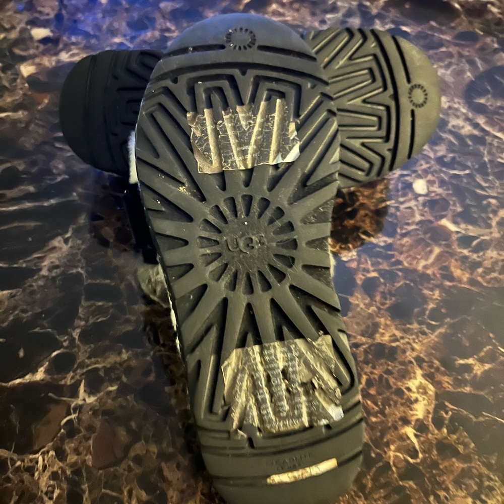 UGG Fluffita Cali Collage Platform slides - Picture 8 of 8